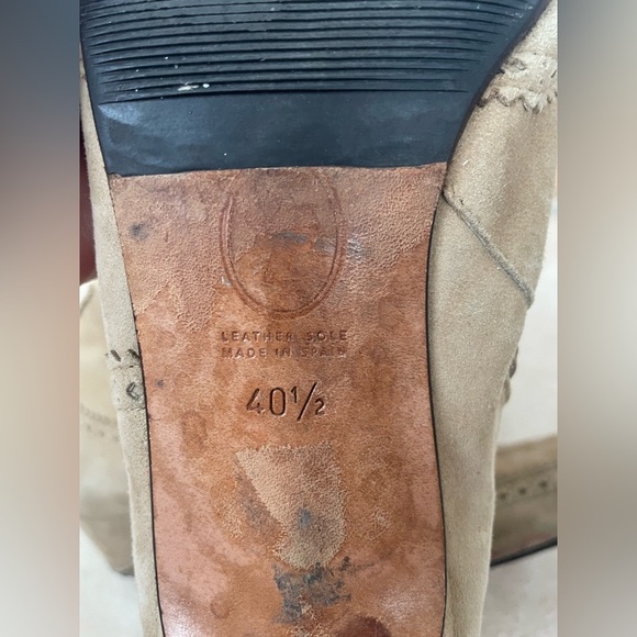 Lulu Guiness tan,suede, embroidered knee boots, leather sole/interior; 40 1/2 - Picture 14 of 14